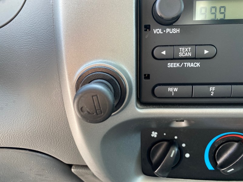 2011 Ford Ranger XLT LOW MILES 44,686 in ,