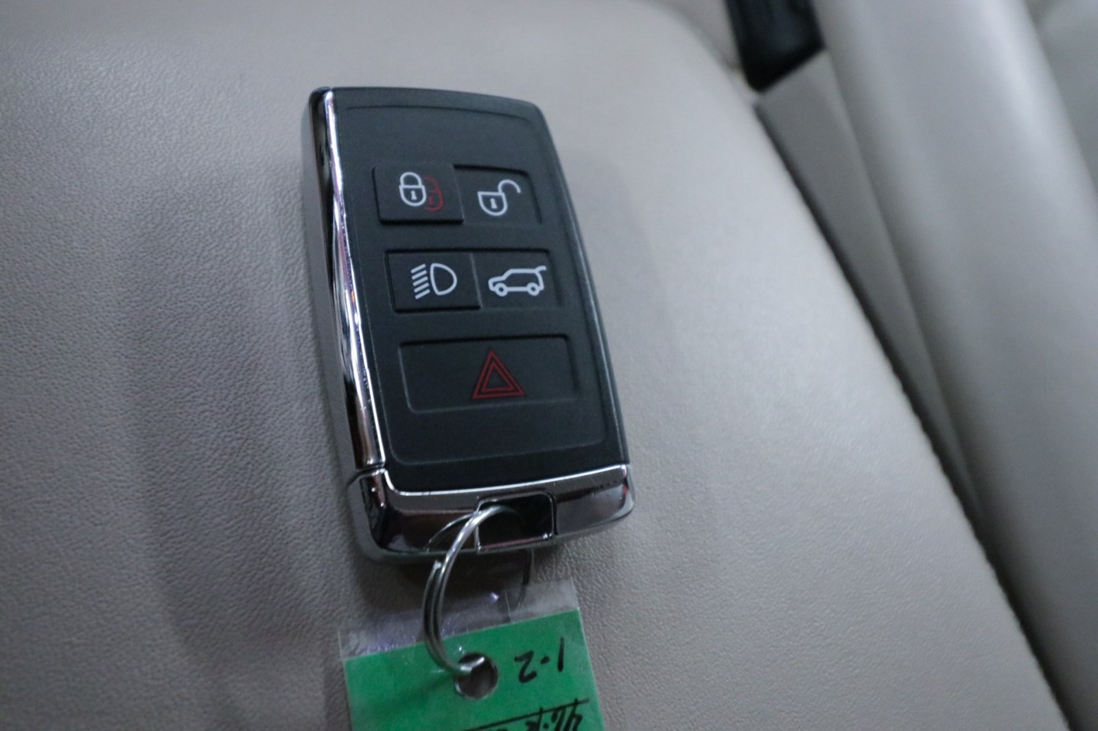 Used Car 2024 Land Rover Range Rover  Se For Sale Under $90,000 In Austin, Texas