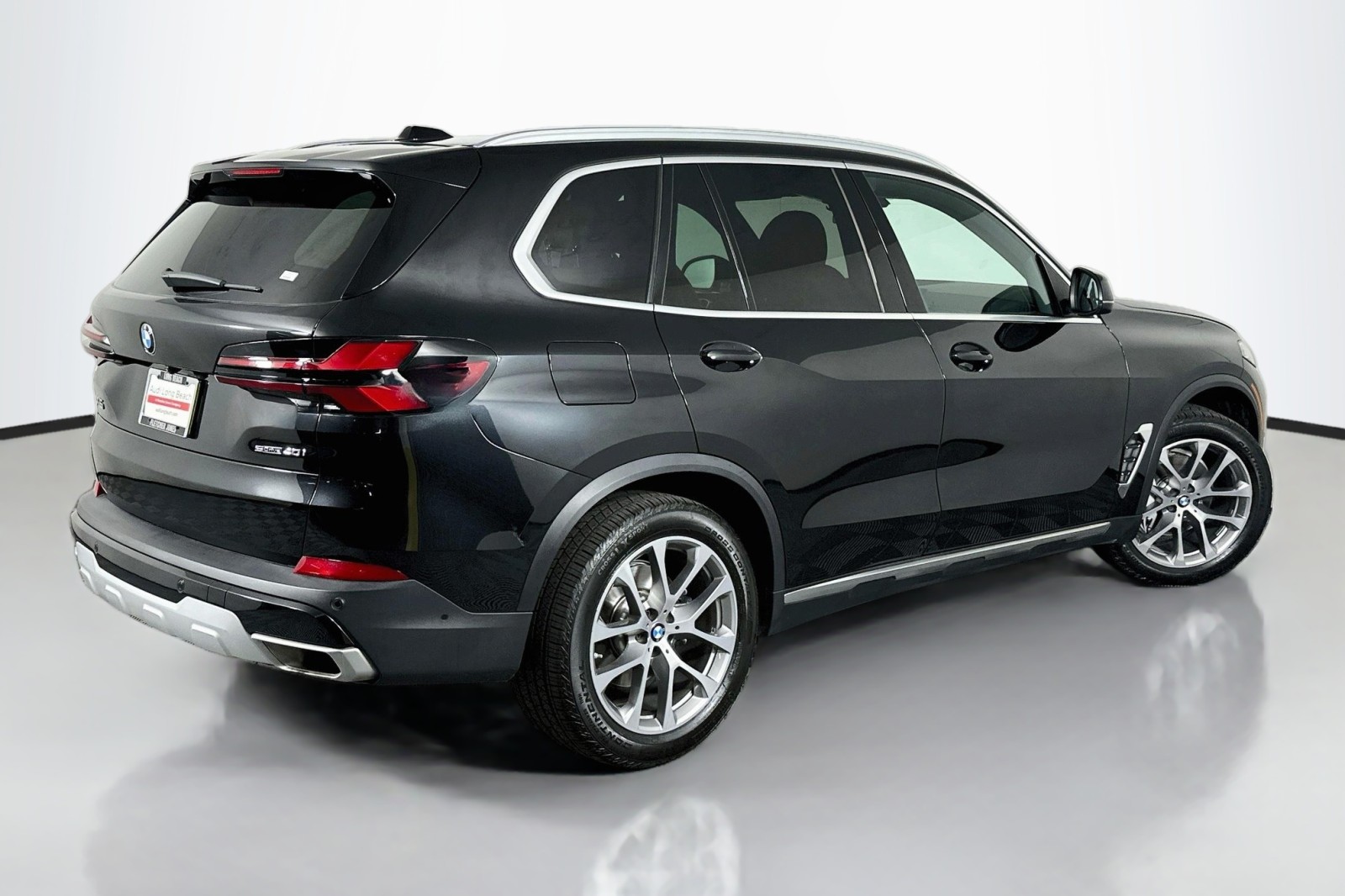 Used 2024 Black Sapphire Metallic BMW sDrive40i image 14