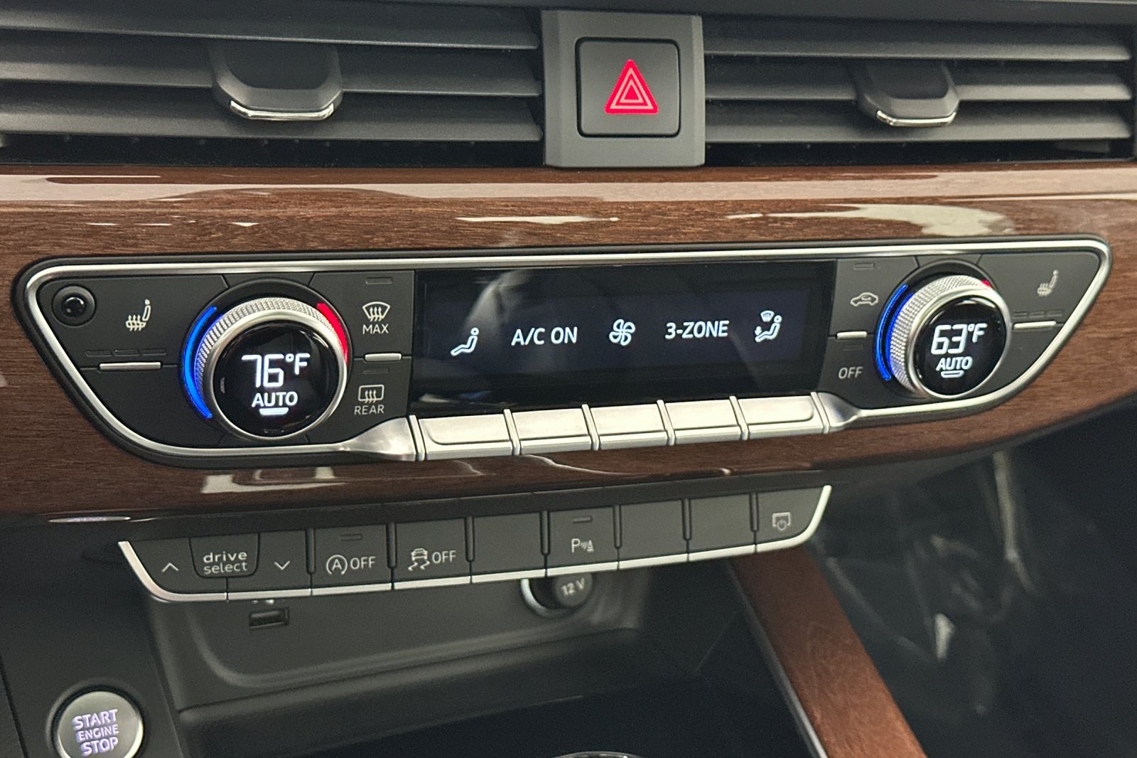 Used 2024 Brilliant Black Audi Premium 40 TFSI quattro image 18