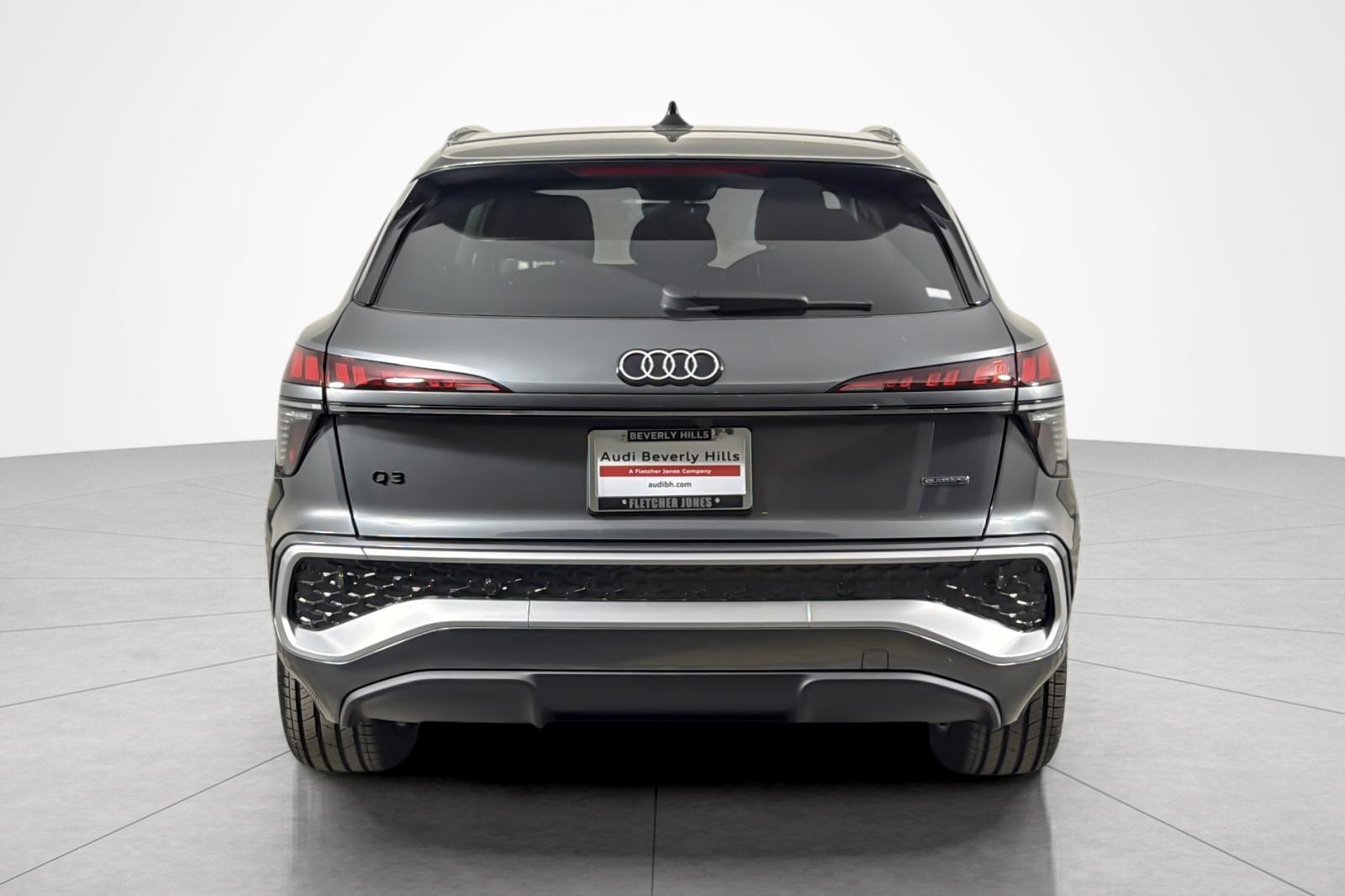 New 2026 Daytona Gray Pearl Effect Audi S line quattro image 5
