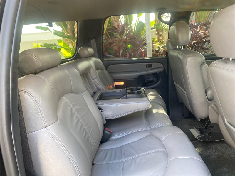 2001 Chevrolet Suburban LT Z71 1 FL 4WD 44 SERVICES NO ACCIDENTS in ,