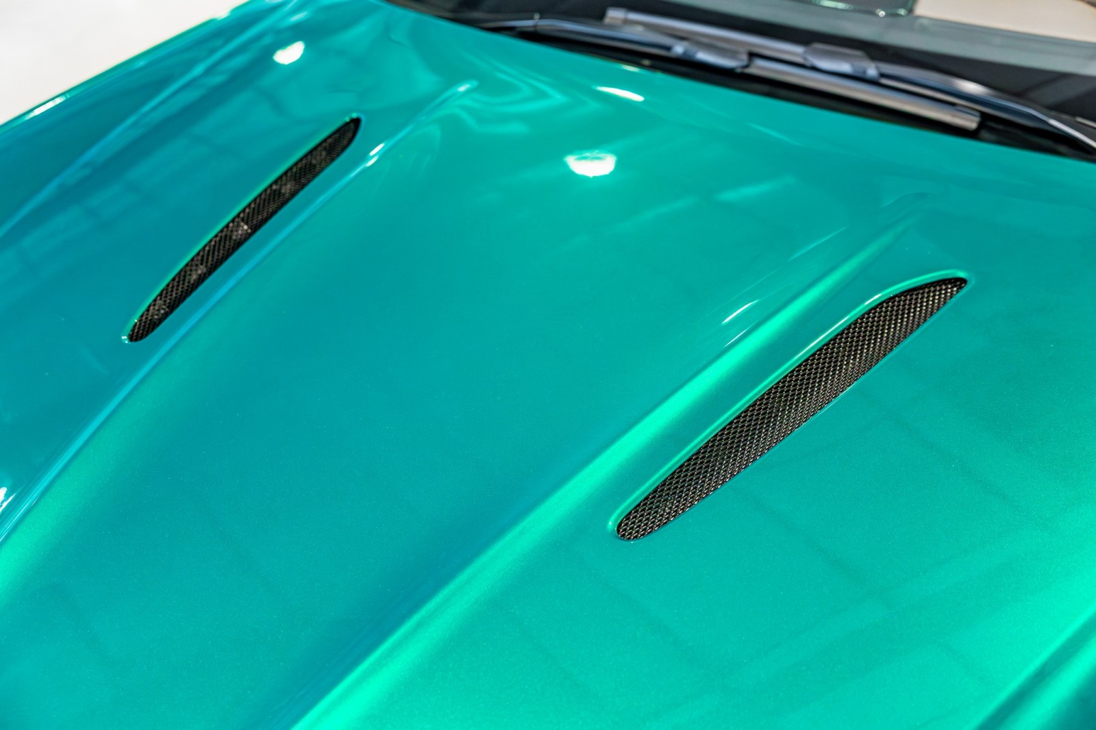 Used Car 2025 Aston Martin Vantage  For Sale Under $210,000 In Boerne, Texas