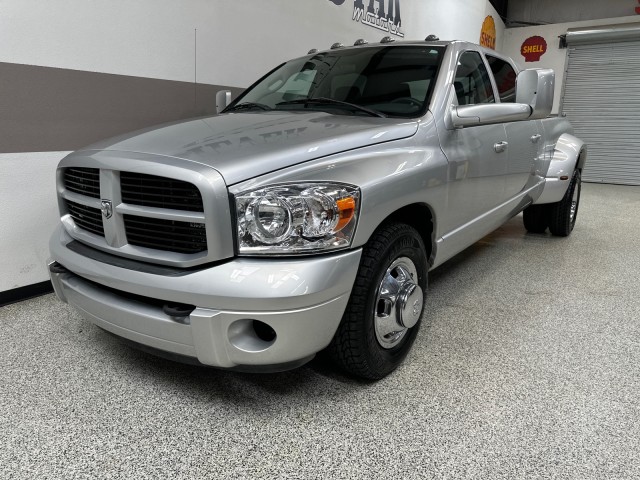 2007 Dodge Ram 3500 SLT DRW RWD Mega Cab 5.9L-Cummins in , 