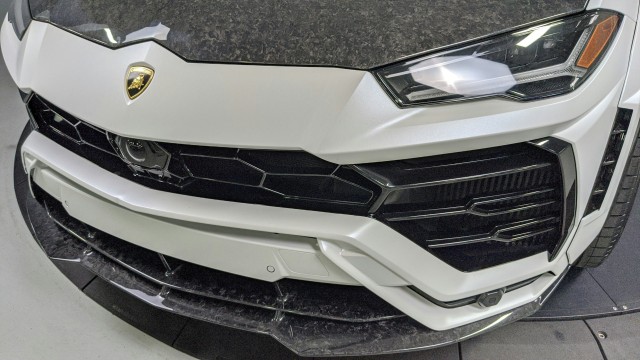2019 Lamborghini Urus  50