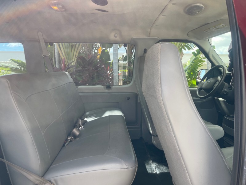 2006 Ford Econoline Wagon XLT 8 PASS LOW MILES 56328 in ,