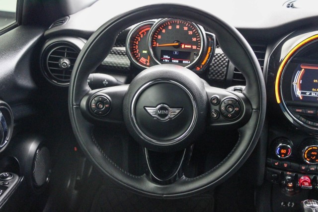 2018 MINI Hardtop 2 Door Cooper S 18