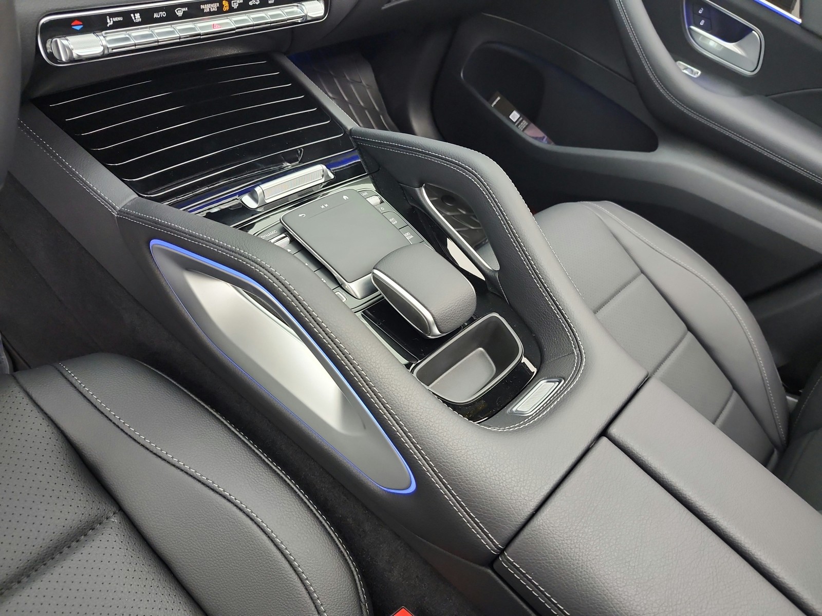 New 2026 Black Mercedes-Benz GLE 450 4MATIC® SUV image 10