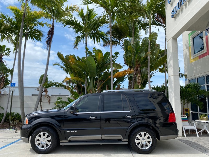 2004 Lincoln Navigator LOW MILES 67,511 SUNROOF in ,