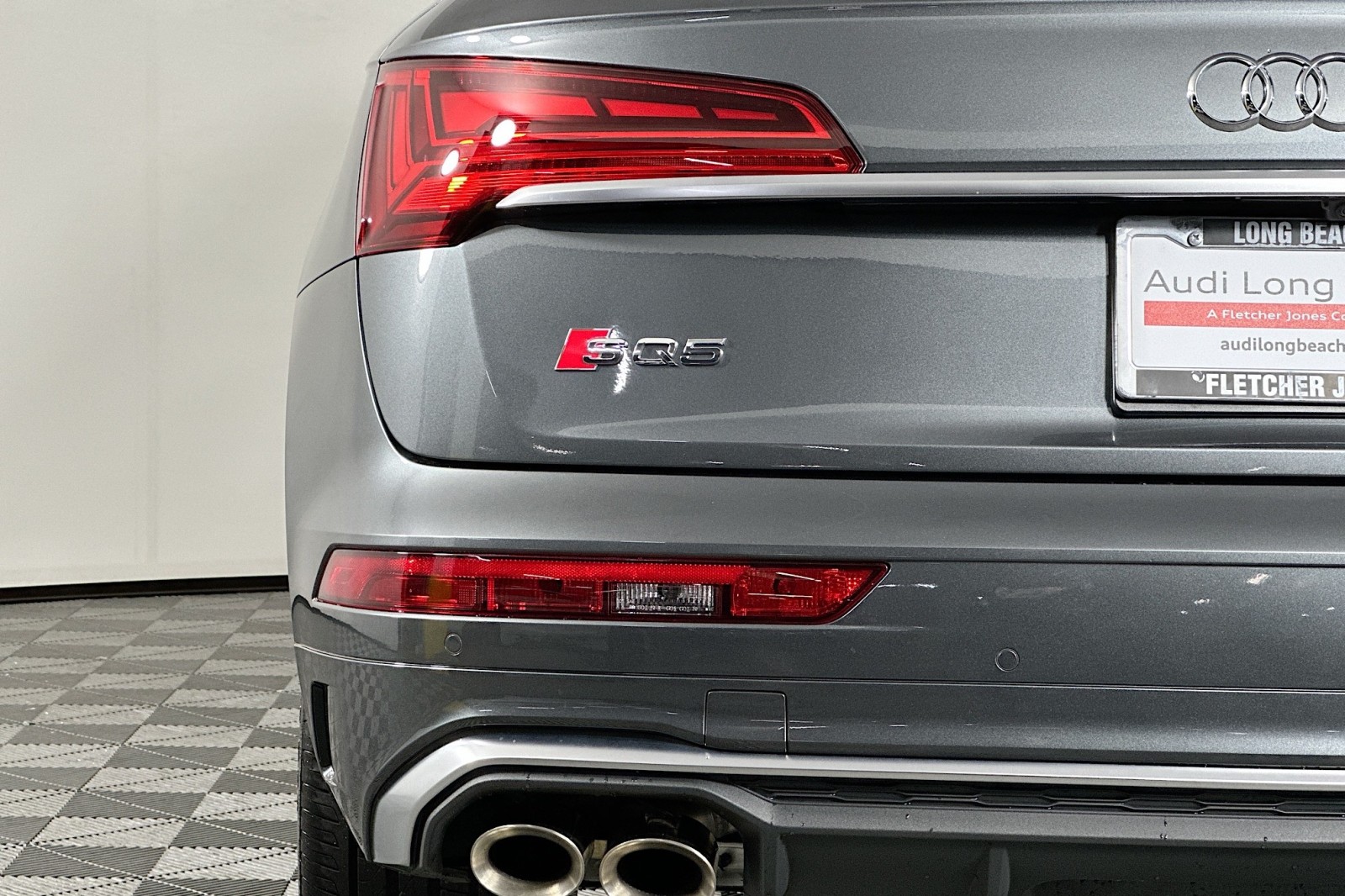 Used 2025 Daytona Gray Pearl Effect Audi Premium Plus image 17