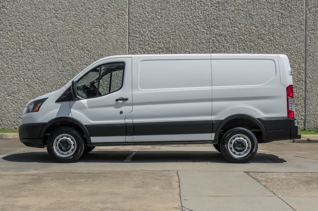 2019 Ford Transit Van  17