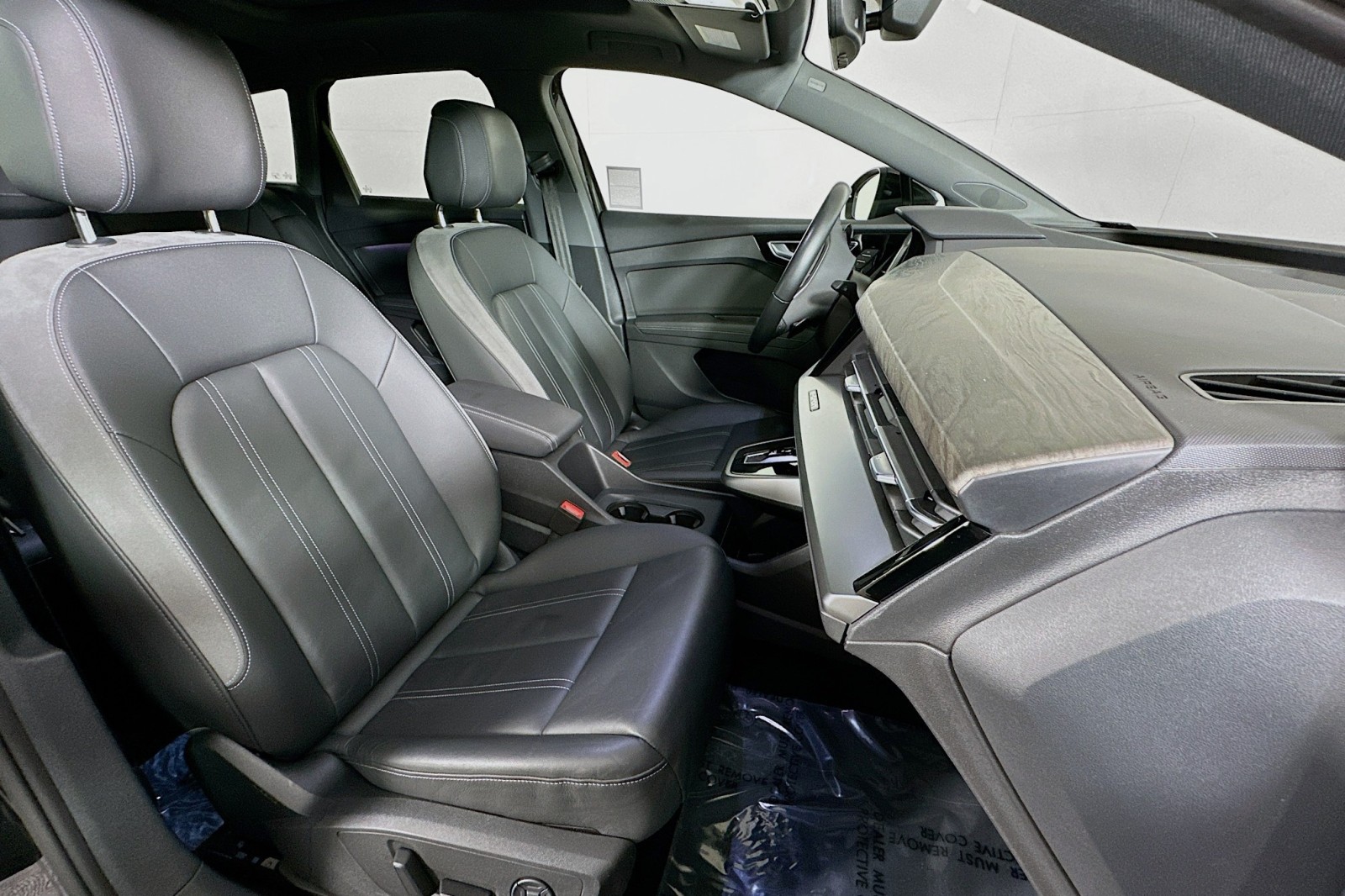 Used 2024 Mythos Black Metallic Audi Premium Plus image 8