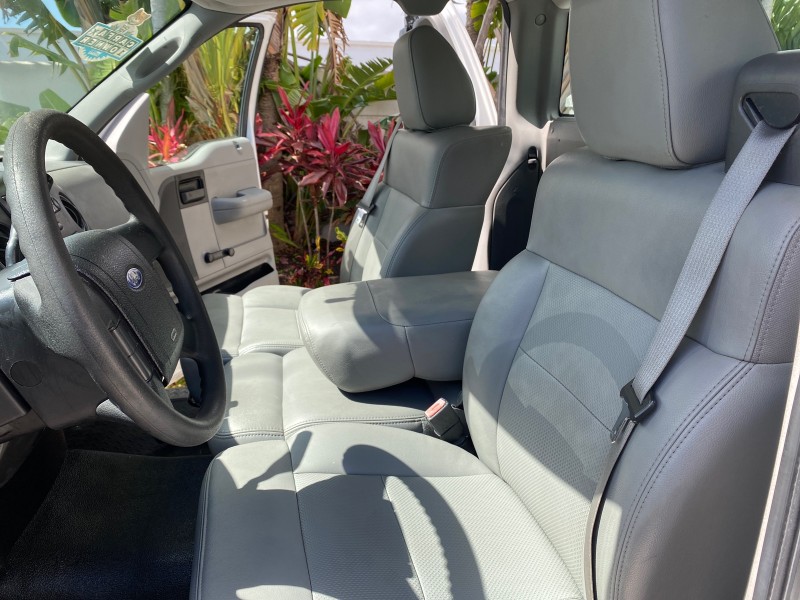 2005 Ford F-150 PU STX LOW MILES 18,931 in , 
