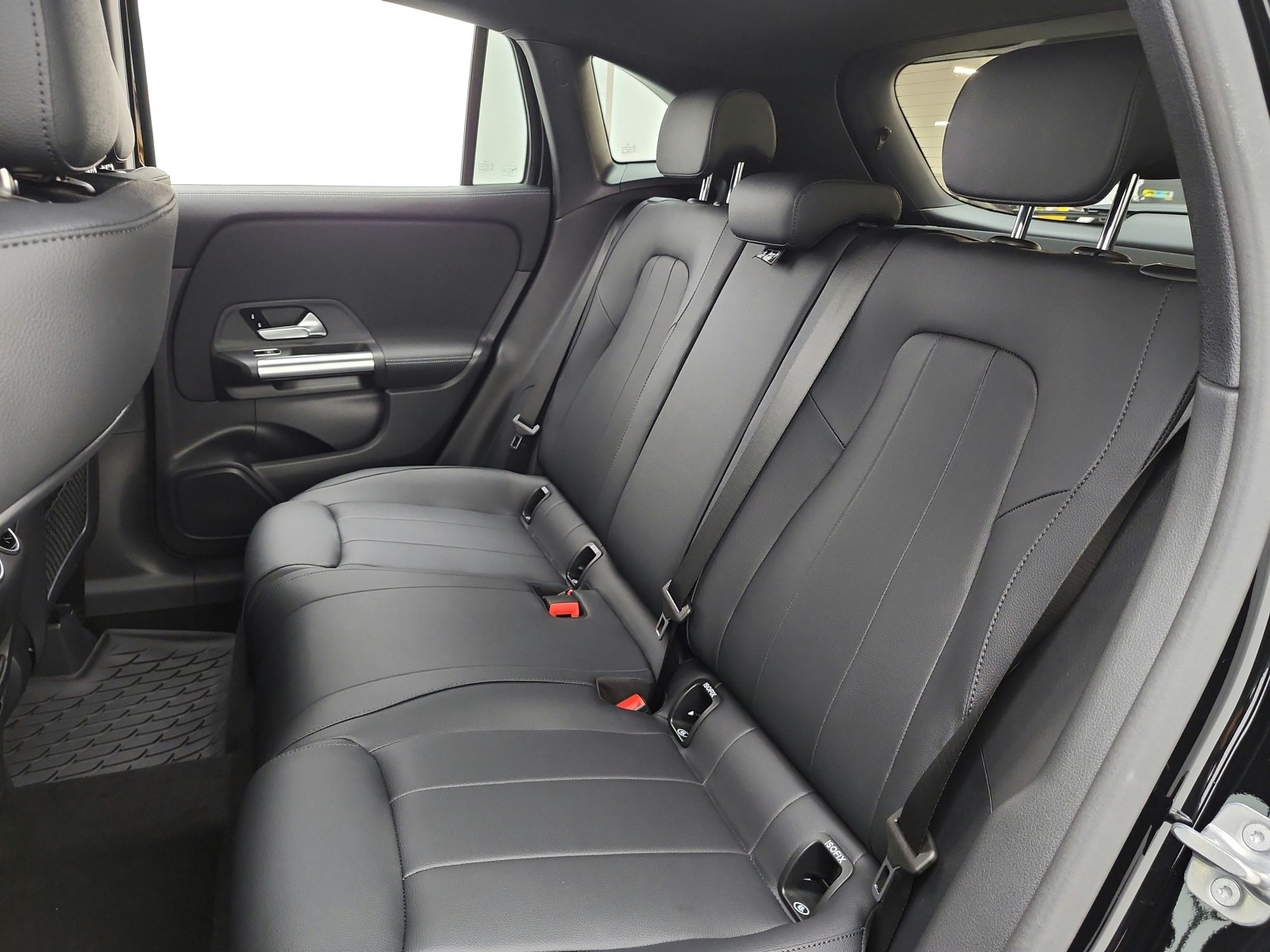 New 2026 Night Black Mercedes-Benz GLA 250 SUV image 11