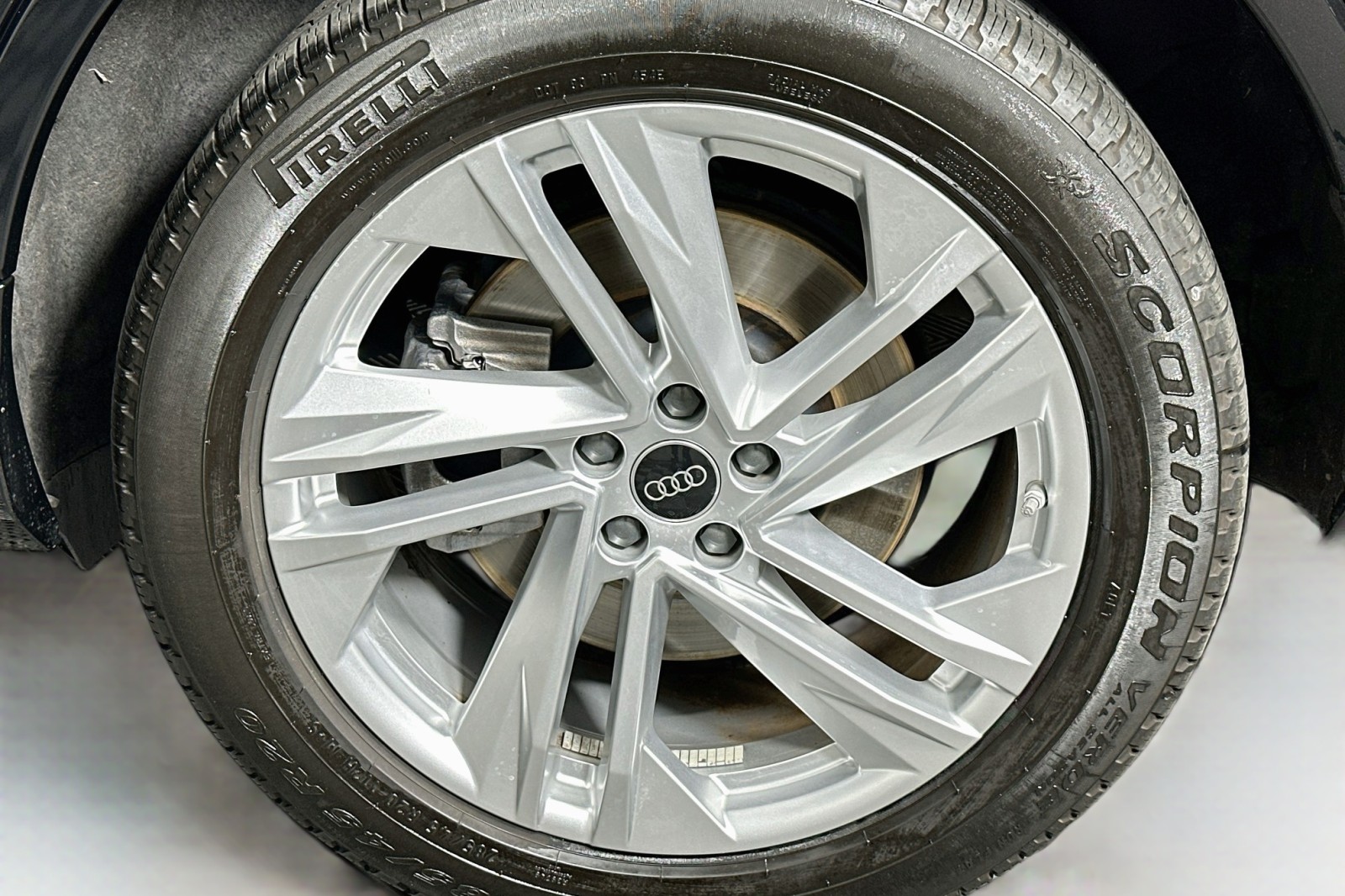 Used 2023 Mythos Black Metallic Audi Premium image 11