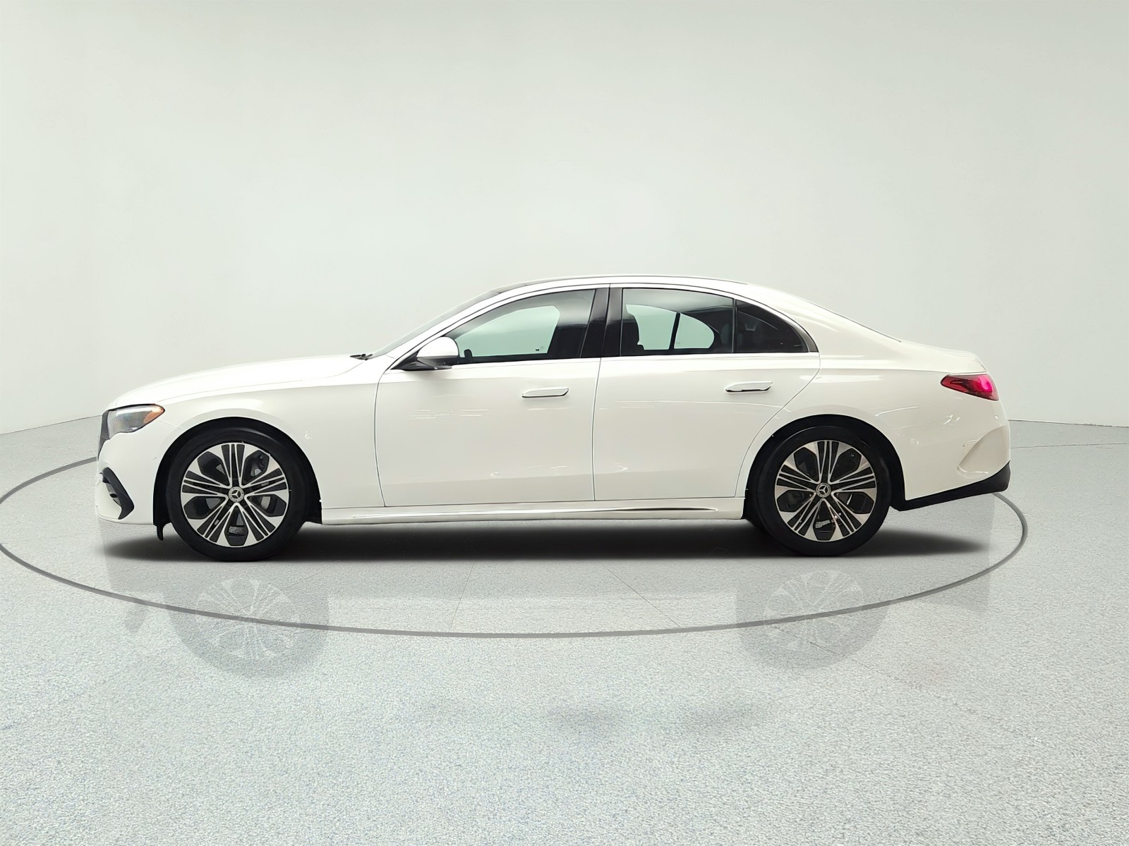 Certified Used 2026 Polar White Mercedes-Benz E 350 RWD Sedan image 8