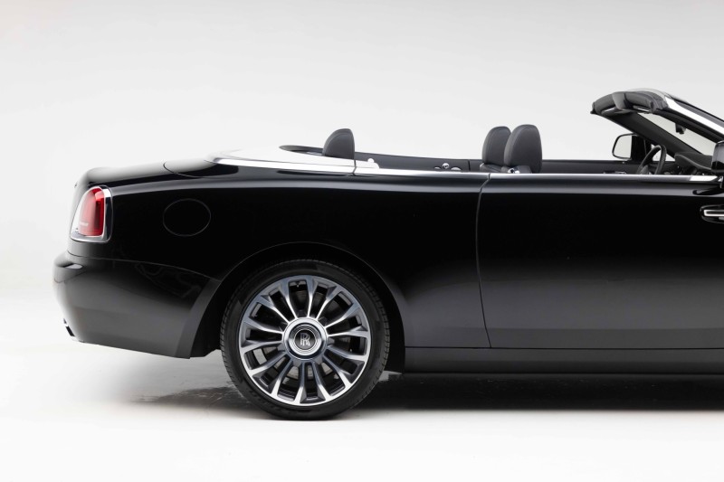 2019 Rolls-Royce Dawn  in , 
