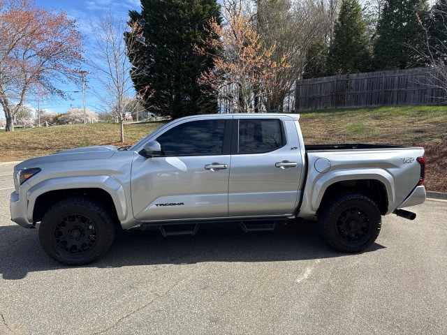 ToyotaTacoma 2WD4