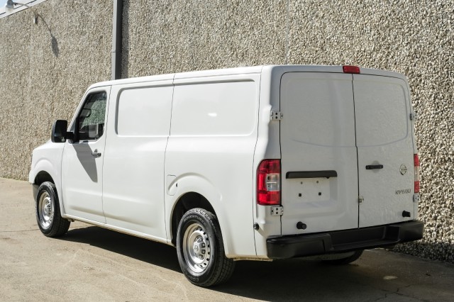 2018 Nissan NV Cargo S 10