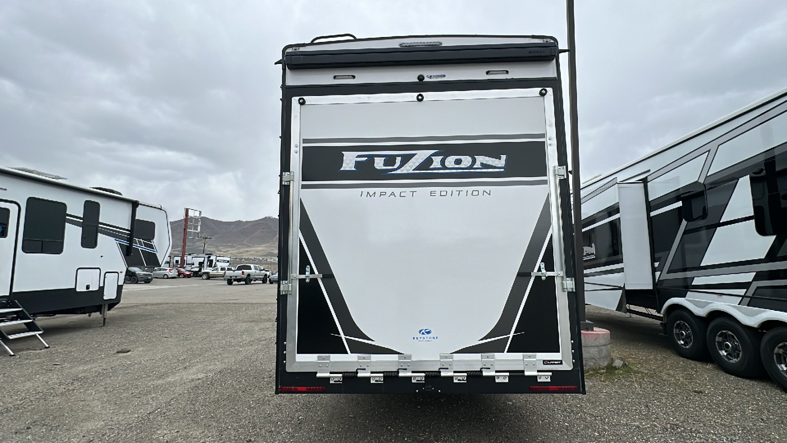 2024 Keystone Impact 3120 - Fifth Wheel  6