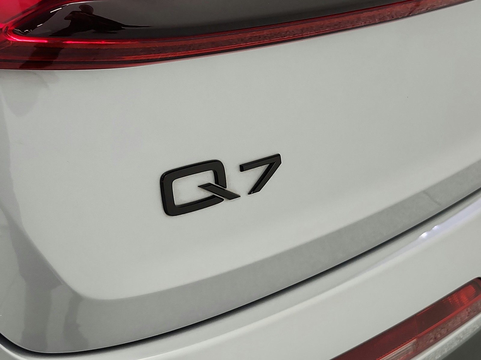 Used 2023 Satellite Silver Metallic Audi Premium Plus 55 TFSI quattro image 25