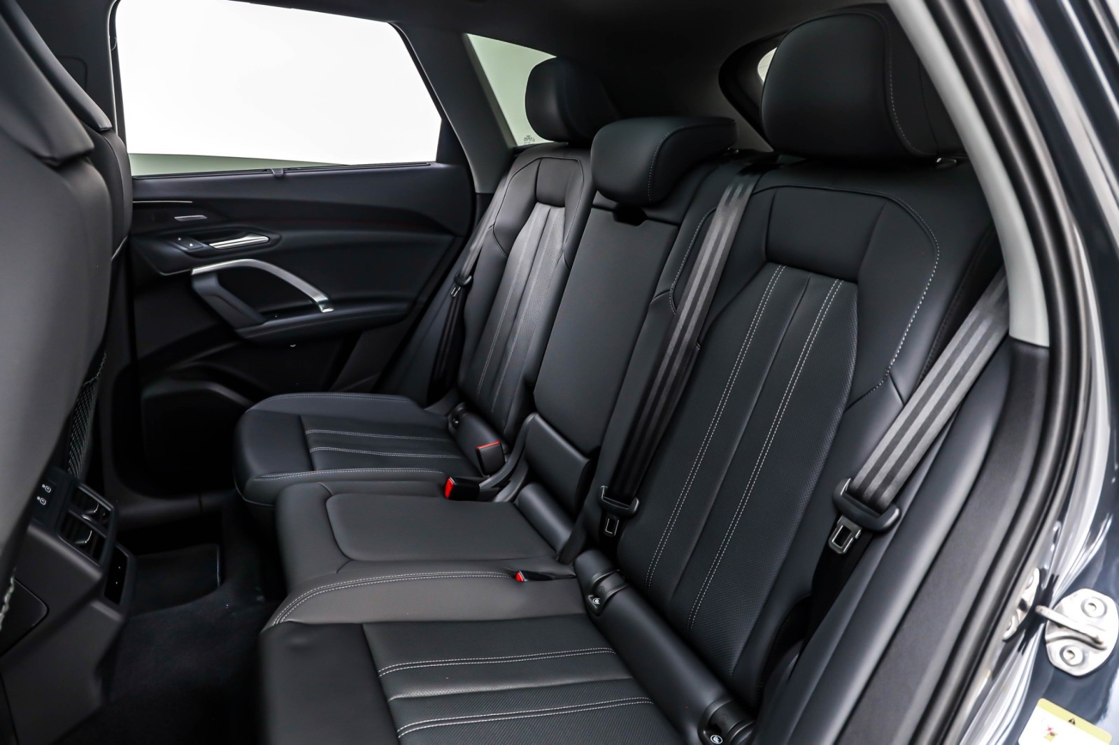 New 2025 Tambora Gray Metallic Audi Premium Plus 2.0 TFSI quattro image 8