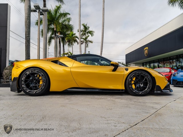 Ferrari SF90 Spider