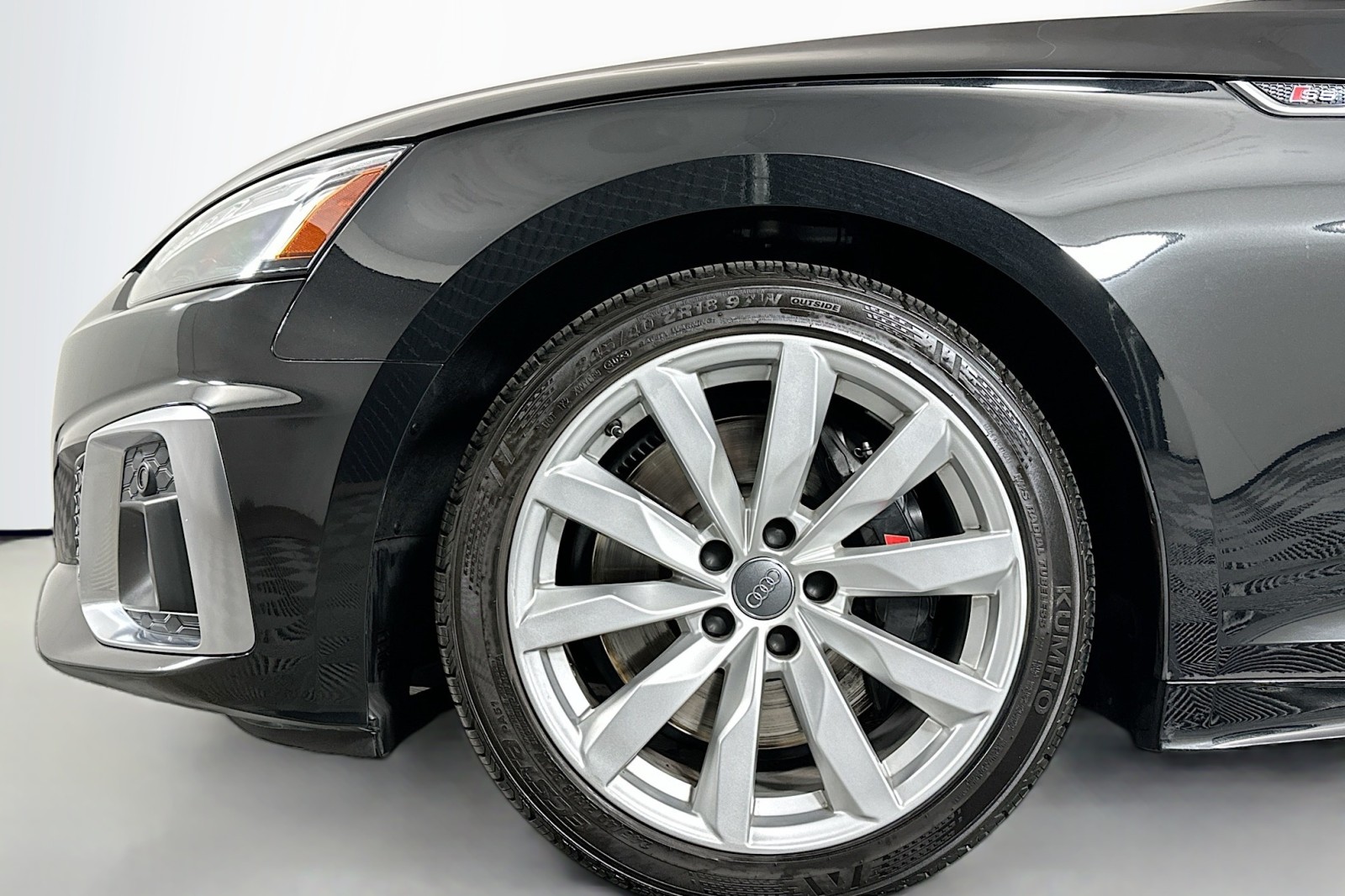 Used 2023 Mythos Black Metallic/Black Roof Audi Premium Plus image 12