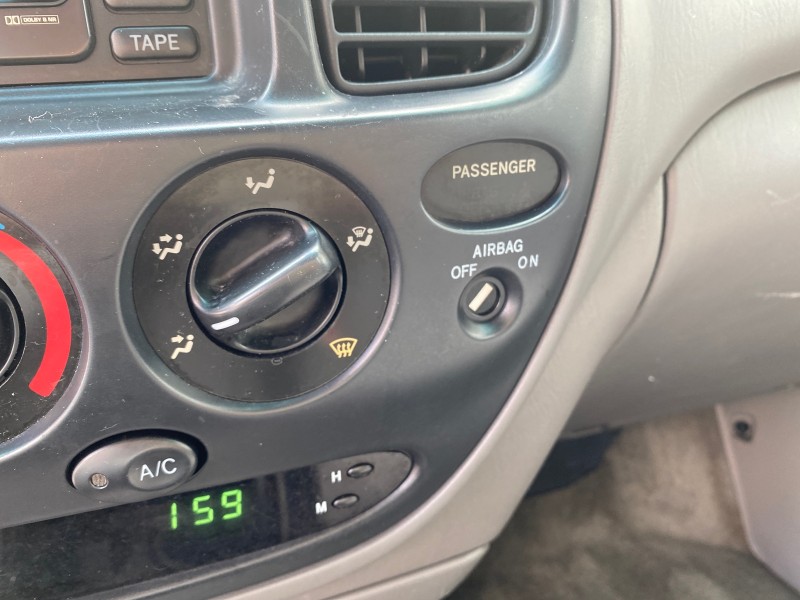 2002 Toyota Tundra SR5 LOW MILES 94,632 1 OWNER in , 