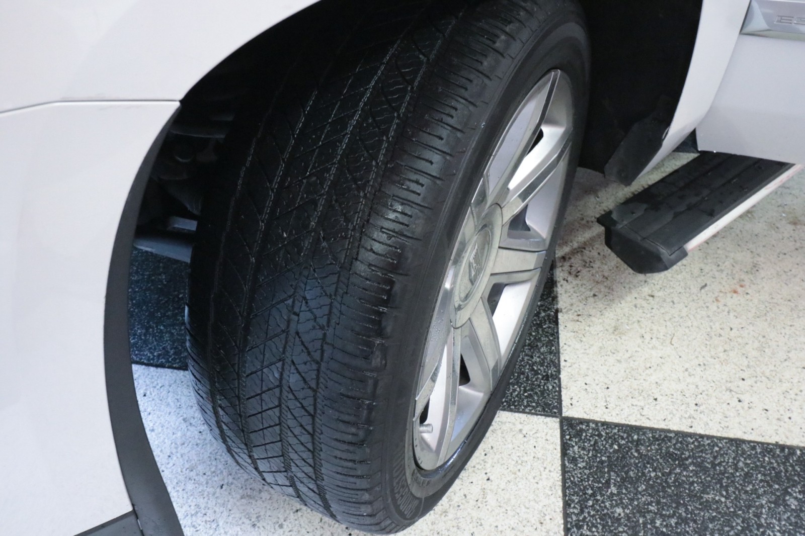 Used Car 2019 Cadillac Escalade Esv  Premium Luxury For Sale Under $35,000 In Austin, Texas