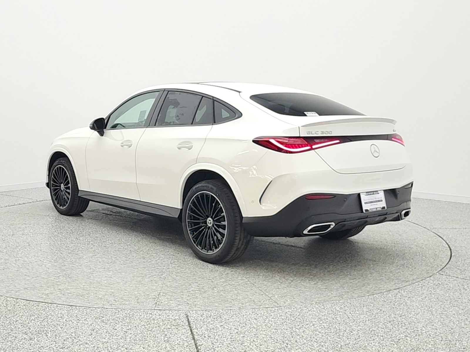 New 2026 Polar White Mercedes-Benz GLC 300 image 7