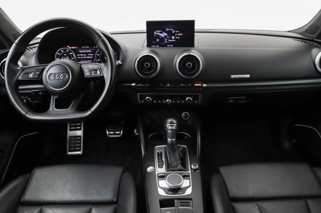 2018 Audi A3 Sportback e-tron Premium Plus 16