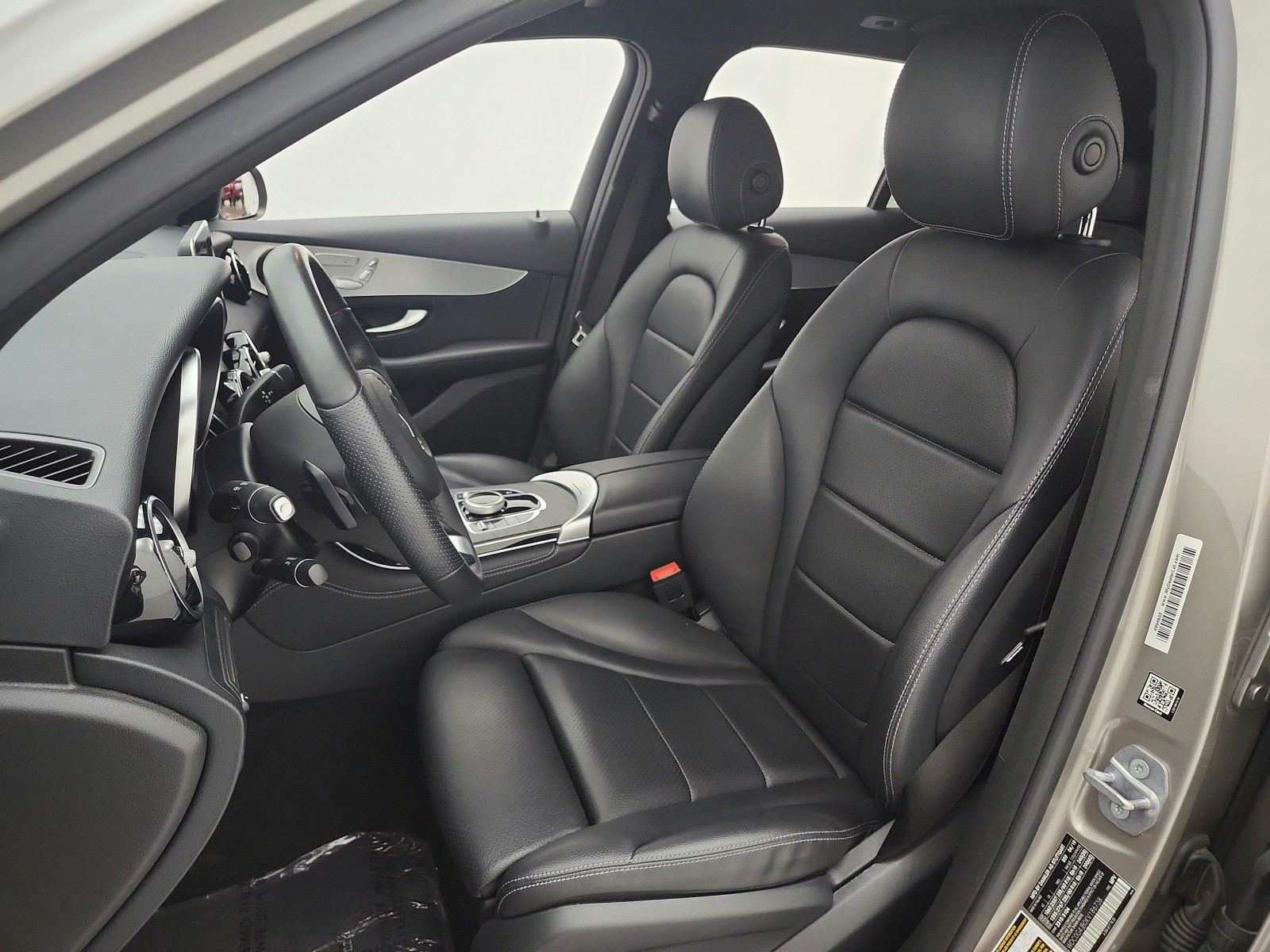 Used 2019 Mojave Silver Metallic Mercedes-Benz GLC 300 SUV image 10