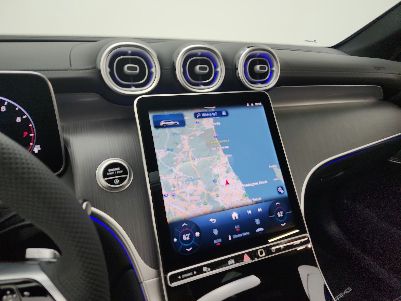 New 2026 Polar White Mercedes-Benz GLC 300 image 10