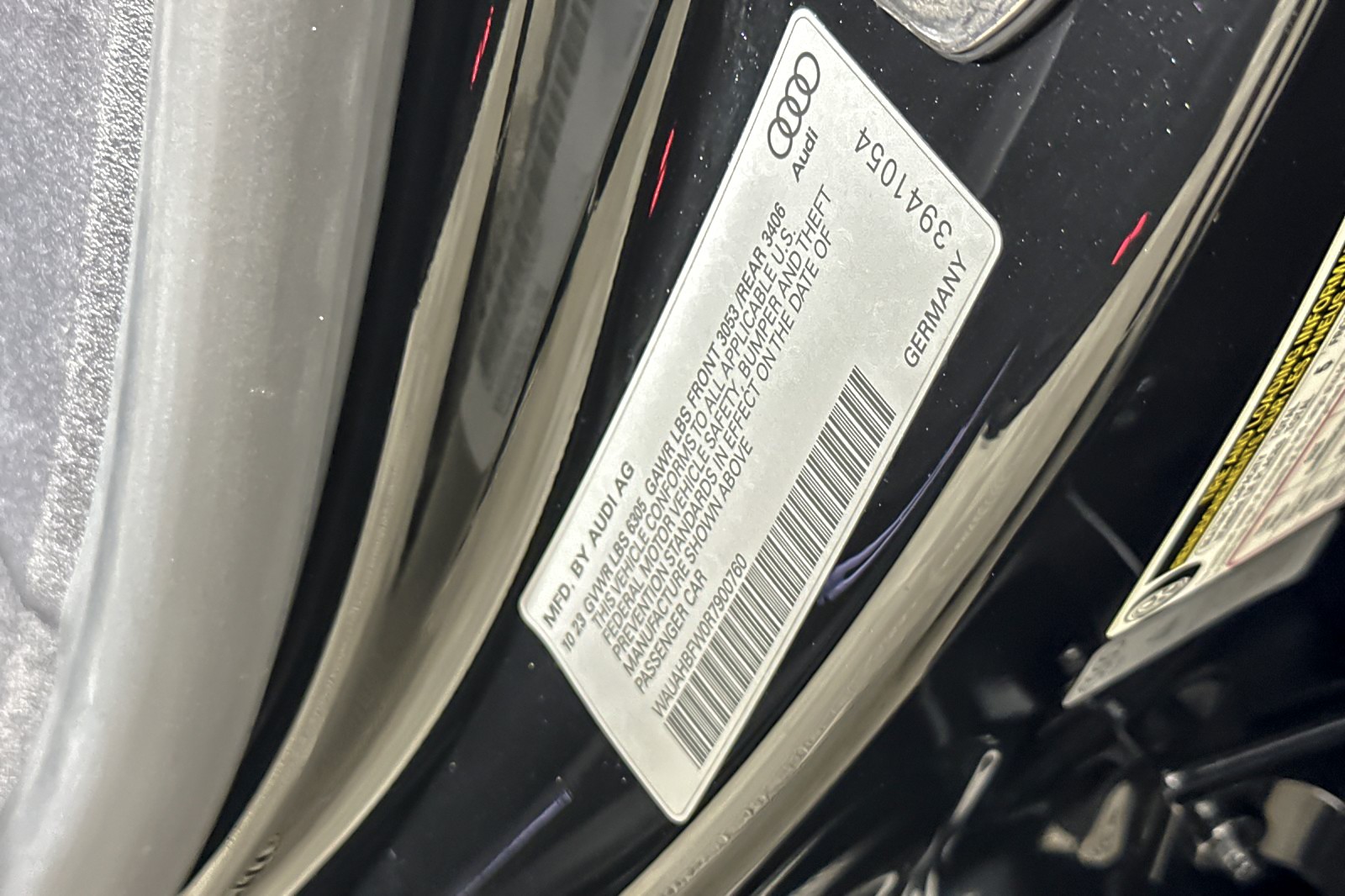 Certified Used 2024 Mythos Black Metallic Audi quattro image 26