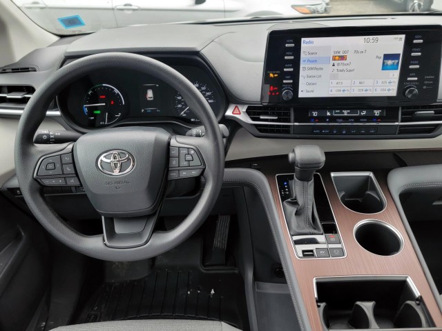2024 Toyota Sienna LE FWD 8-Passenger (Natl) 13