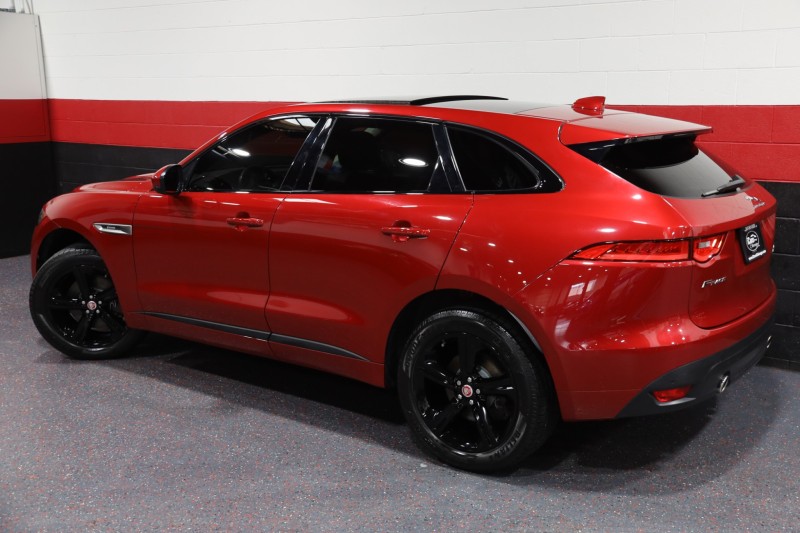 2017 Jaguar F-PACE 35t R-Sport AWD 4dr Suv in , 