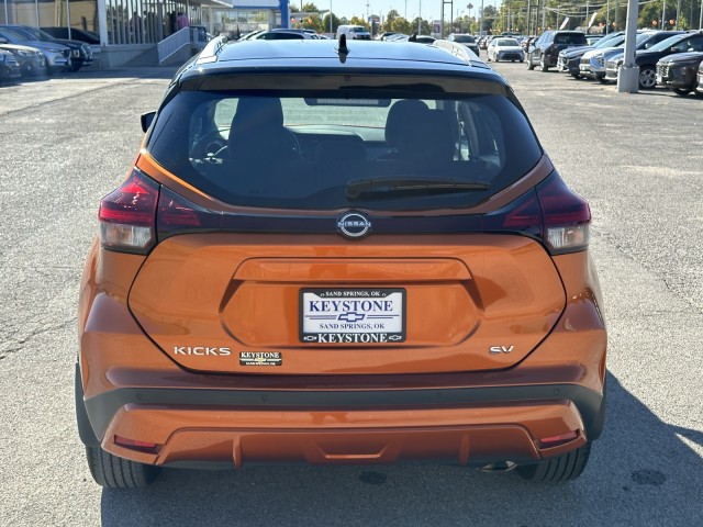 2023 Nissan Kicks SV 4