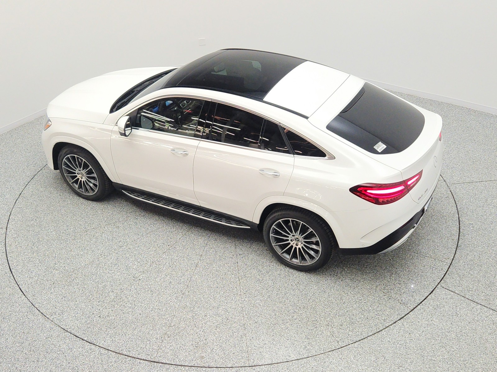 New 2026 Polar White Mercedes-Benz GLE 450 4MATIC® Coupe image 23