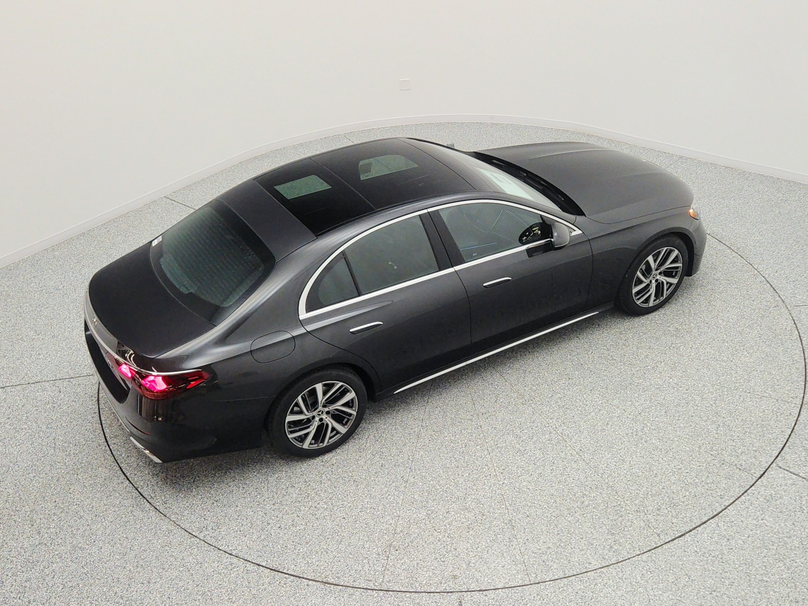 New 2026 Graphite Grey Metallic Mercedes-Benz E 350 RWD Sedan image 20