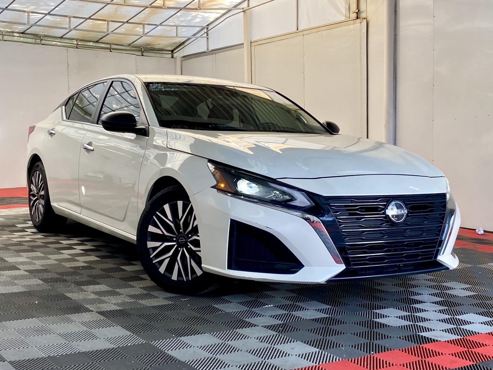 2024 Nissan Altima 2.5 SV FWD