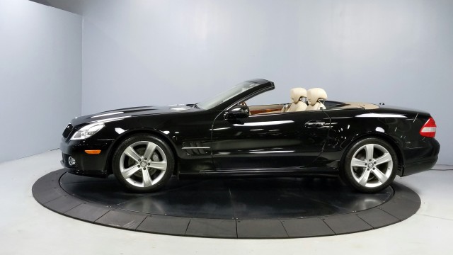 2009 Mercedes-Benz SL-Class V8 10