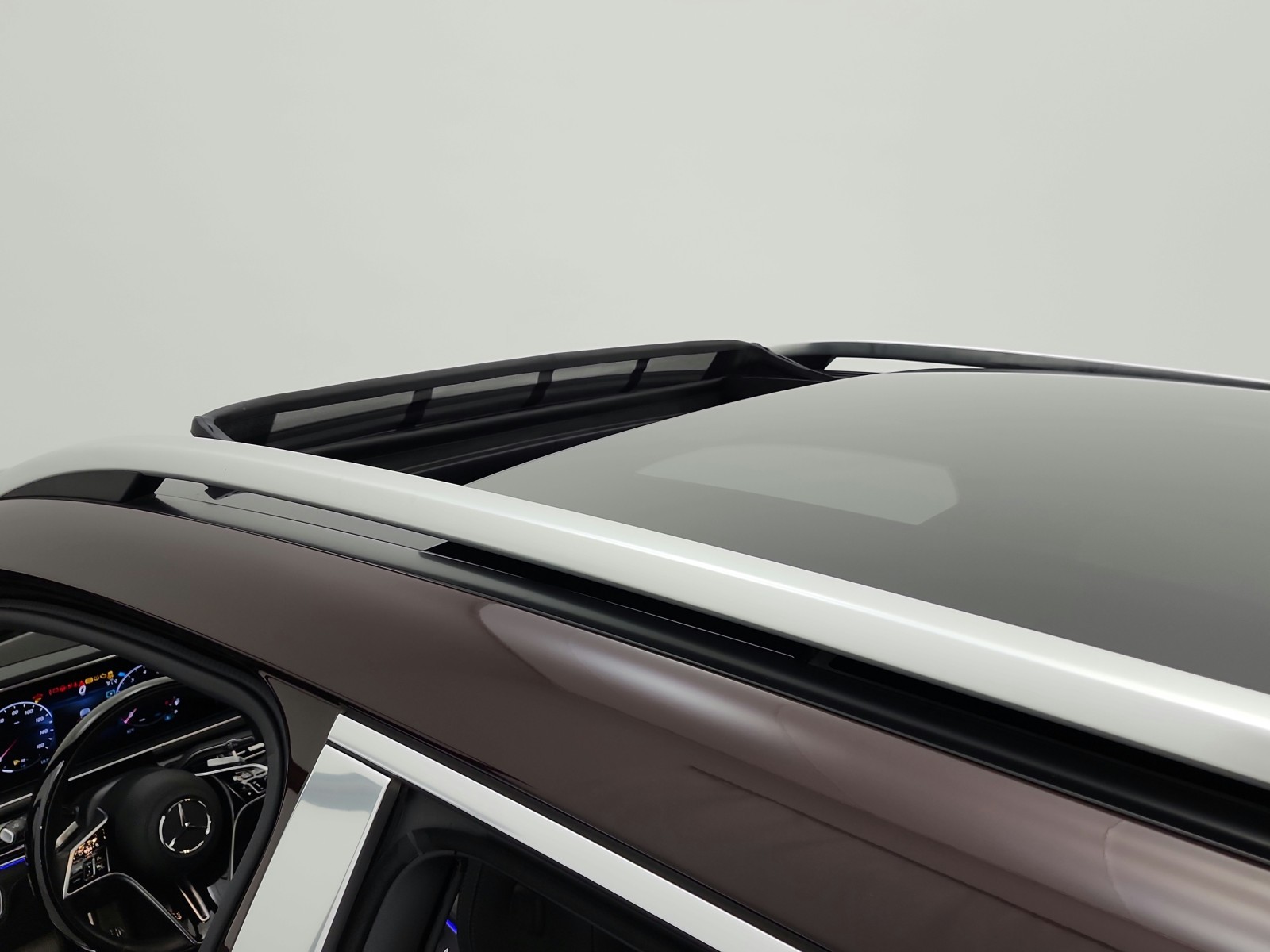 Certified Used 2024 Obsidian Black/Rubelite Red Mercedes-Benz Maybach GLS 600 4MATIC® SUV image 11