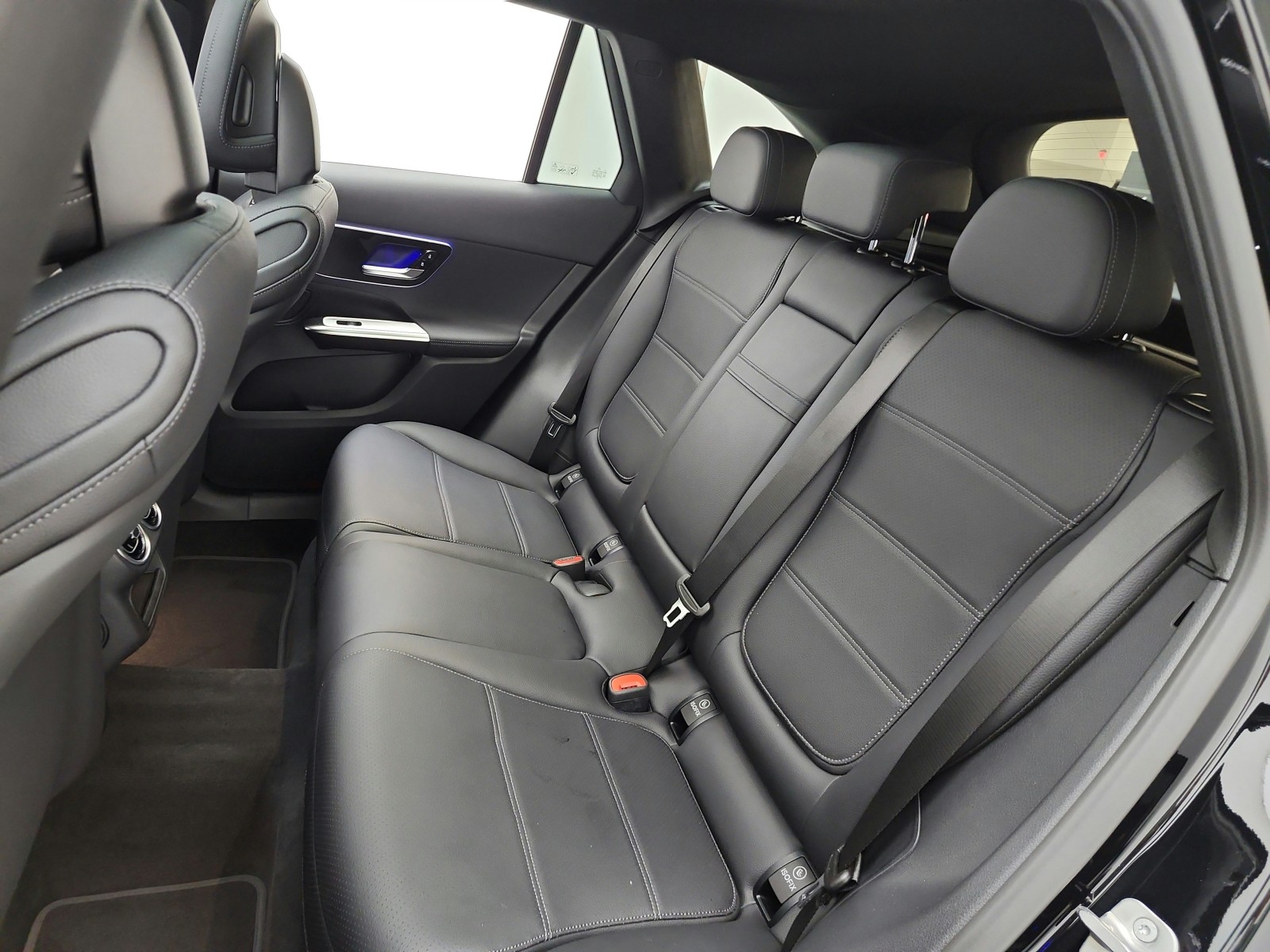 New 2027 Black Mercedes-Benz GLC 300 SUV image 11