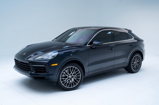 2022  Cayenne Coupe in , 
