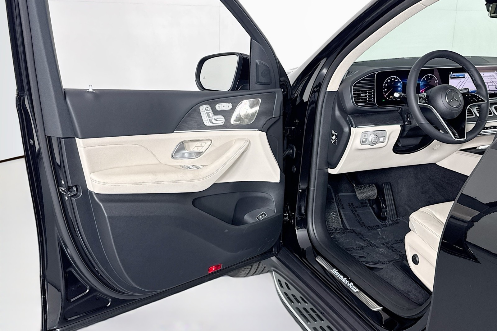 New 2026 Obsidian Black Metallic Mercedes-Benz GLE 450 4MATIC® SUV image 20