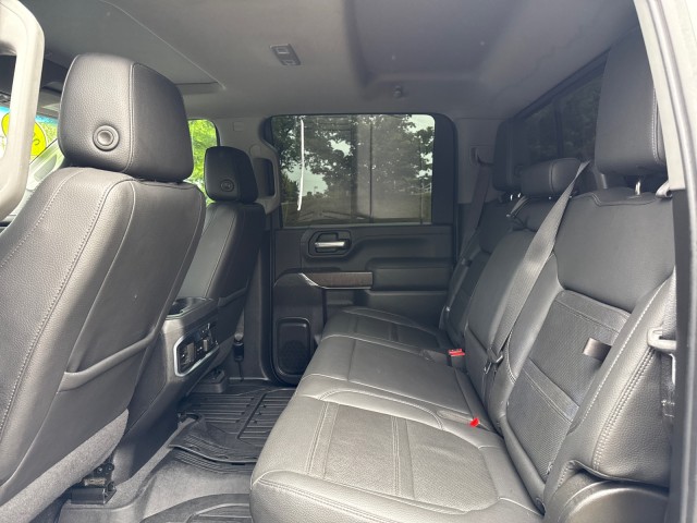 GMCSierra 2500HD38