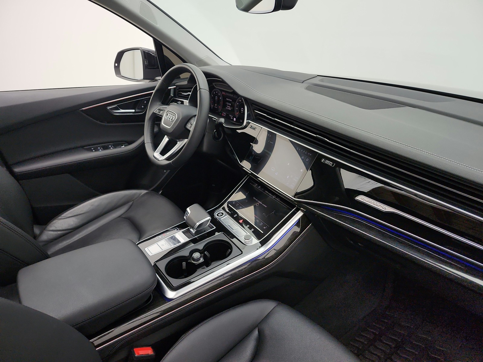 Used 2023 Mythos Black Metallic Audi Prestige 55 TFSI quattro image 24