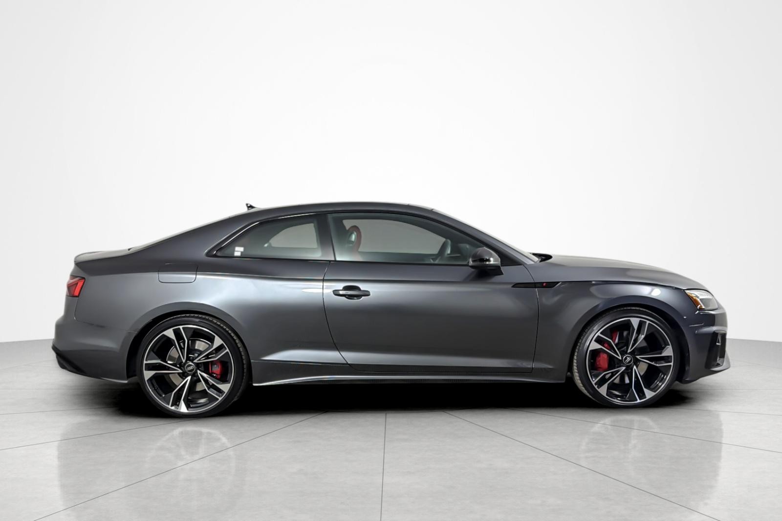 Used 2023 Daytona Gray Pearl Effect Audi Premium Plus 3.0 TFSI quattro image 6