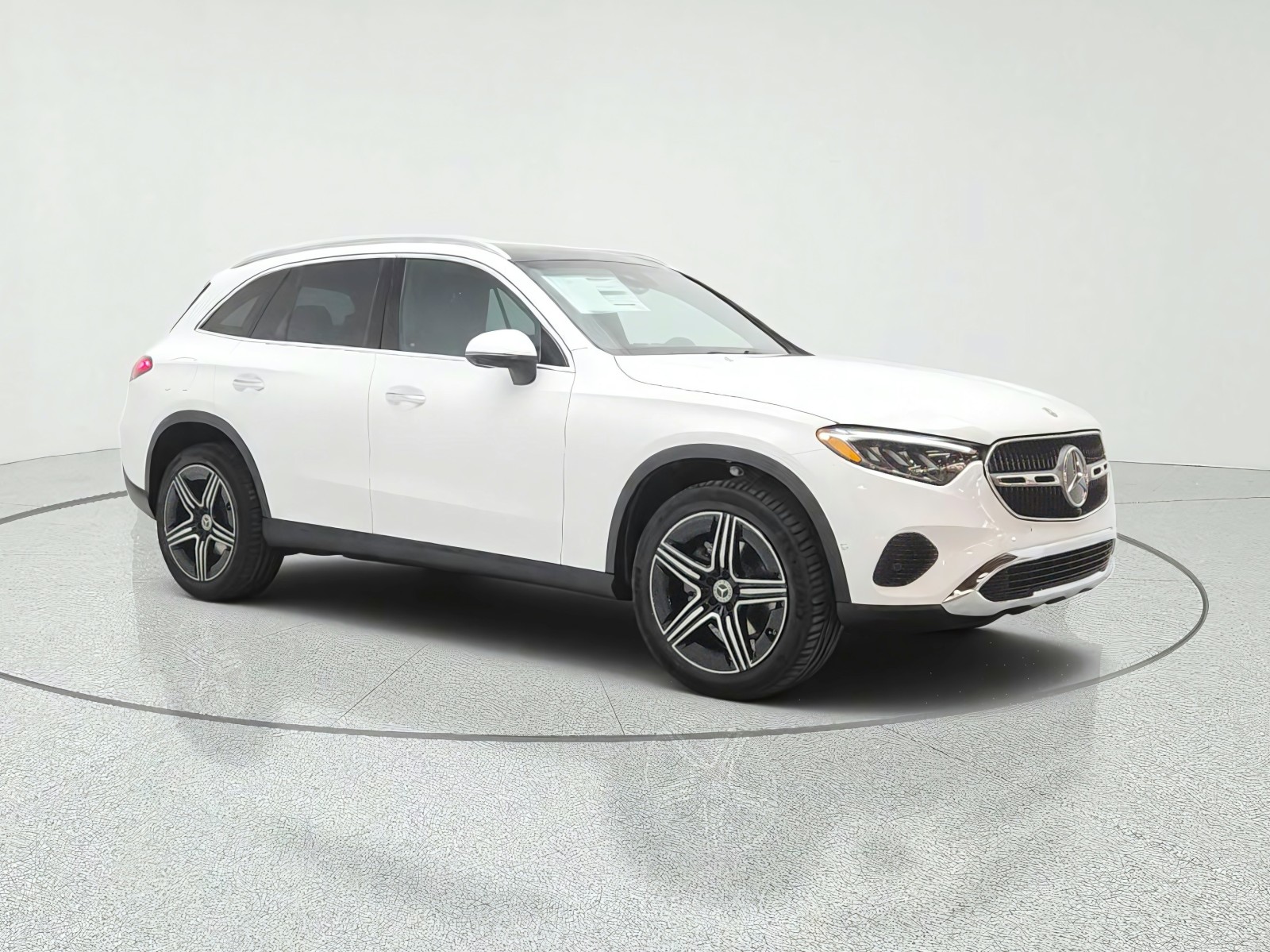 New 2027 Polar White Mercedes-Benz GLC 300 SUV image 3